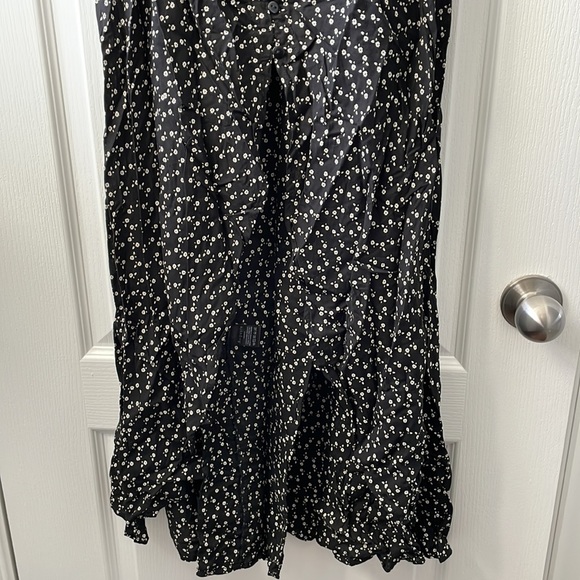 Auguste Button Down Dress Black Flowers - Picture 7 of 12